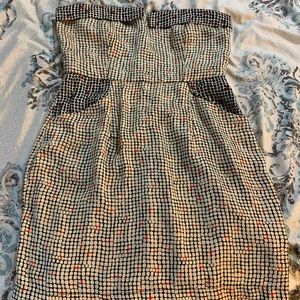 AKIRA strapless mini dress with pockets!